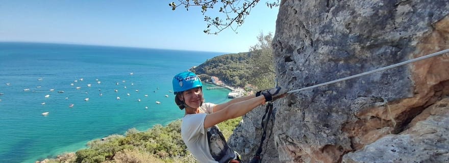 Lisbonne : Via Ferrata dans le Parc Naturel de l'Arrábida à Setúbal