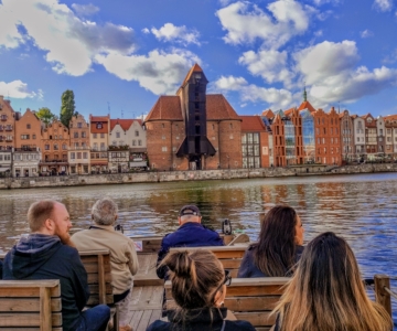 Гданьск: городской круиз на исторической польской лодке