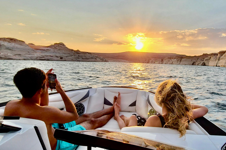 Page : Tour en bateau dans le canyon d&#039;Antelope avec le lac Powell et le barrage de GlenPage : Excursion en bateau dans le canyon d&#039;Antelope avec le lac Powell et le barrage de Gle