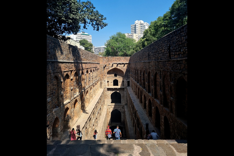 Delhi: arte callejero, antiguo Stepwell y almuerzo del sur de la India