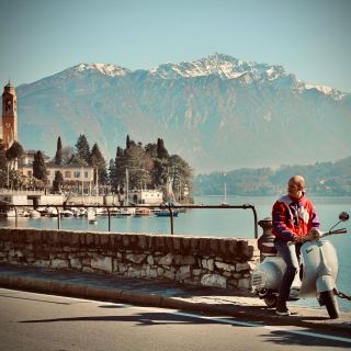 Como: Vintage Vespa Tour Along Lake Como