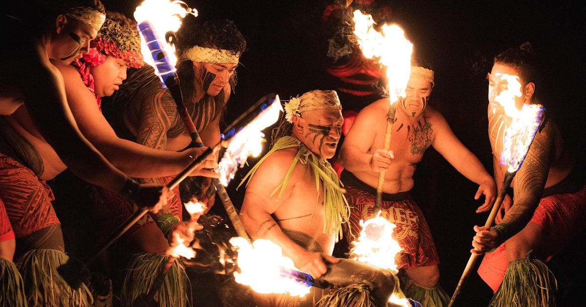 Oahu Chief's Luau Dinner Show GetYourGuide