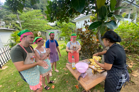 Thai Cooking Class with market tour and fruit tasting