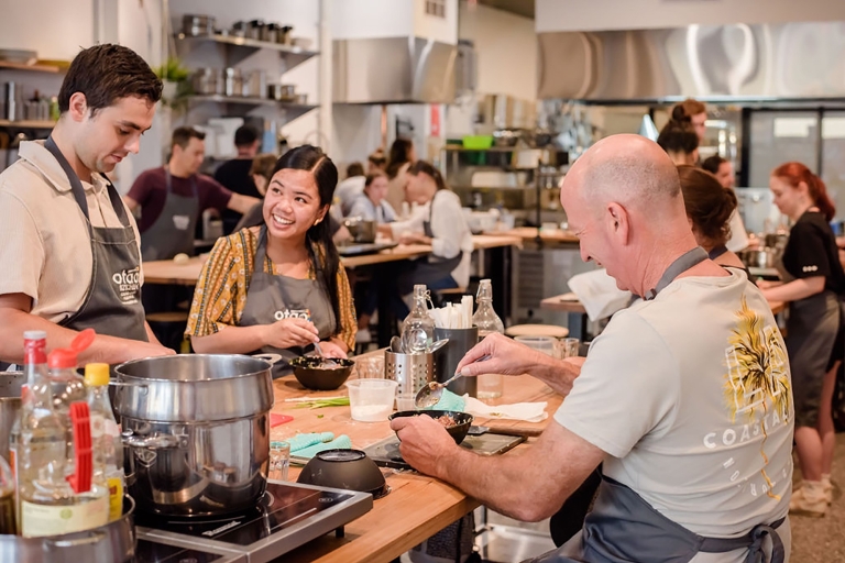Melbourne: Flavours of Asia Cooking MasterclassMelbourne: Indonesian Cooking Master Class