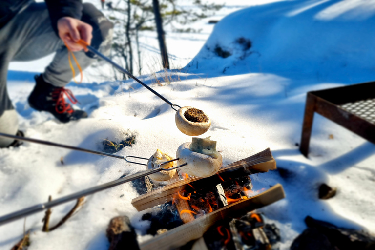 Stockholm: Family Friendly Private Ice Skating Tour &amp; Lunch