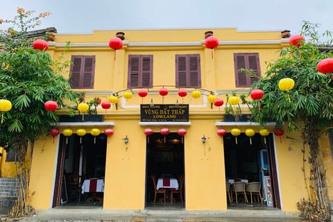 Full-Day Hoi An City Tour & Marble Mountains From Hue City