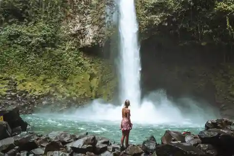 La Fortuna : Visite des chutes d'eau, du volcan et des ponts suspendus