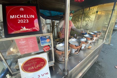 Phuket: Old Town Street Food Delights Walking Tour