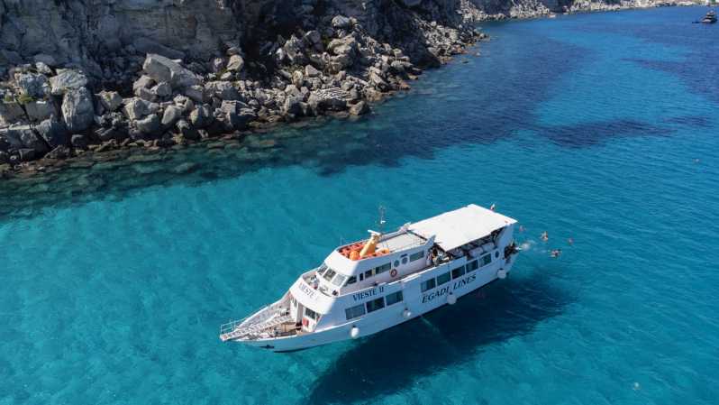 From Trapani: Favignana and Levanzo Boat Trip with Lunch