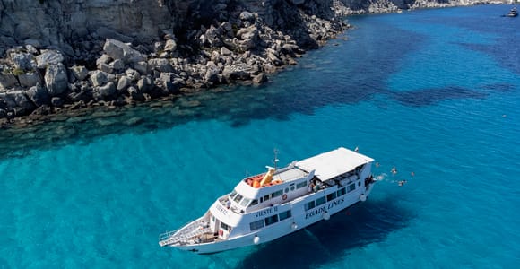 From Trapani: Day Cruise to Favignana & Levanzo with Lunch