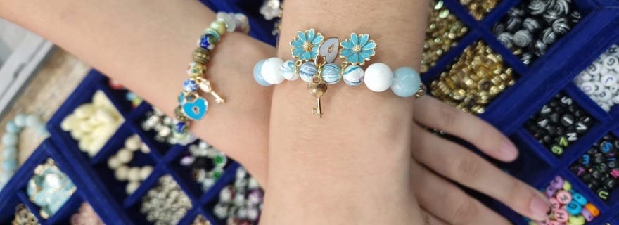 Paris : Atelier de création de bracelets souvenirs personnalisés