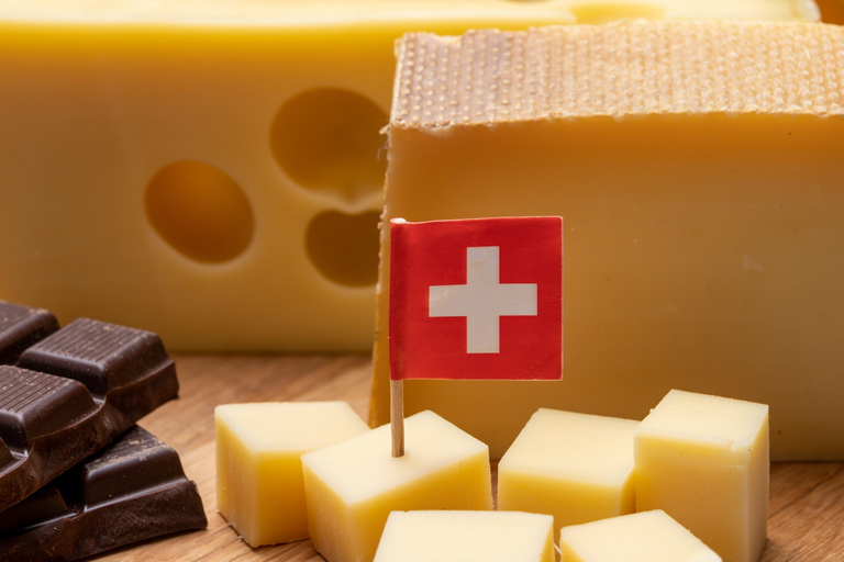 Von Genf aus: Schloss Gruyeres, Käse, Schokolade &amp; Montreux