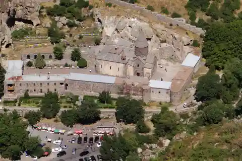 From Yerevan: 4.5-Hour Garni-Geghard Tour