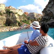 Tropea: Kleingruppentour mit Boot und Aperitif in Capo Vaticano