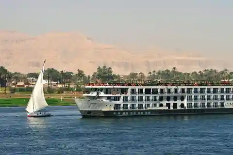 Au départ d'Assouan : 8 jours de croisière sur le Nil à Louxor avec guide
