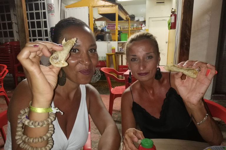 Taco Tour Cancun: wycieczka po mieście, tacos, tequila, piwo i zakupyOdbiór z Punta Sam, Playa/Costa Mujeres i Puerto Morelos