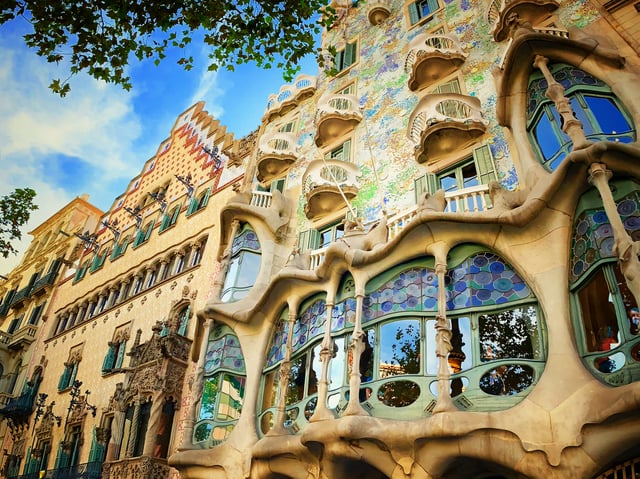 Barcelona: Ramblas, Gothic &amp; Gaudí Architecture Walking Tour