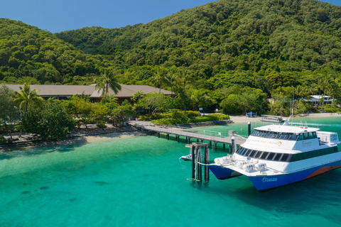 From Cairns: Fitzroy Island Round Trip Boat TransfersFull-Day Round-Trip Transfer