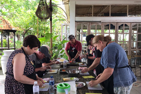 Seminyak: Balinese kookles & rondleiding marktSeminyak: Balinese kookles - niet vegetarisch