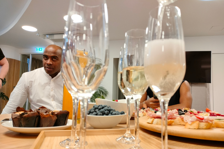 Lubiana: viaggio privato di degustazione di vini in un vigneto di proprietà familiareDegustazione di vini in piccoli gruppi in un vigneto di proprietà della famiglia