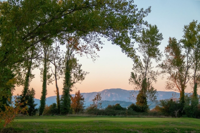 Corfu: Golf Game Experience inclusief lunch en drankjeNegen holes spel