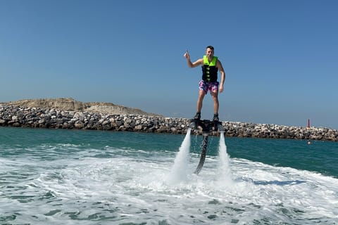 Dubai: 30-Min Flyboard with Burj Al Arab View & Soft Drink
