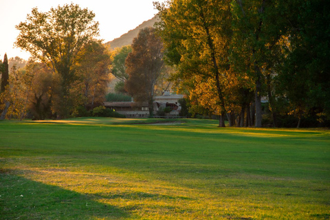 Korfu: Golfspel på landsbygden med lunch och dryckNine Hole-spel