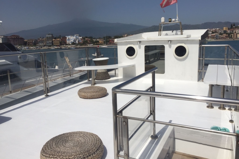 Mejor minicrucero Bahías de Taormina e Isola Bella con snorkelMejor minicrucero Bahías de Taormina e Isola Bella Mañana