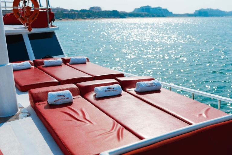 Dubai Marina: tour en velero con barbacoa y nataciónDe la tarde