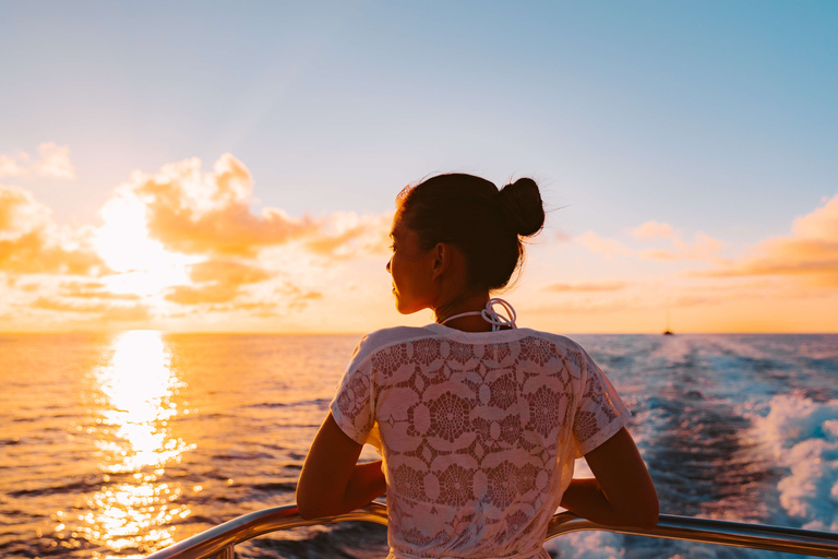 Amalfi Excursión en barco para grupos pequeños al atardecer en la Costa Amalfitana