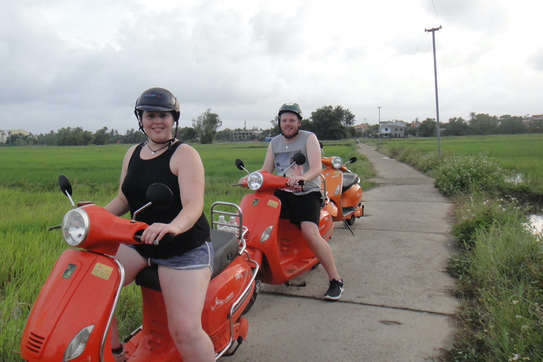 Hoi An Foodie-tur på kvällen med elektrisk skoterGruppresa