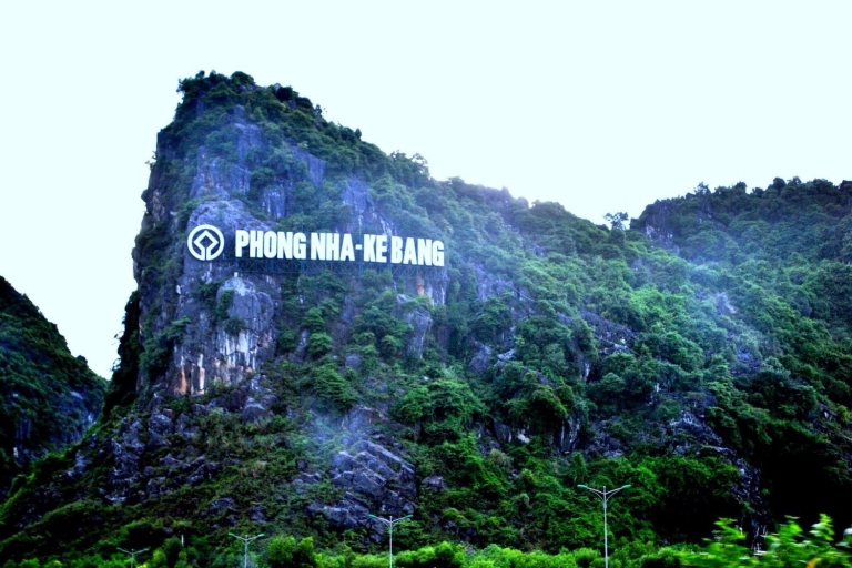 Całodniowa jaskinia Phong Nha z miasta HueWycieczka grupowa