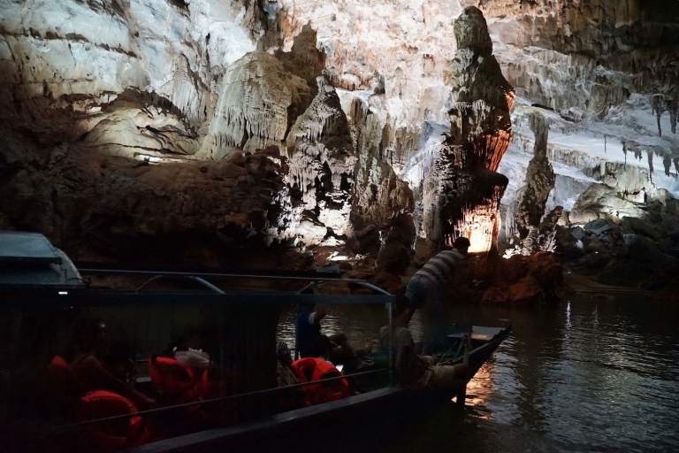 Całodniowa jaskinia Phong Nha z miasta HuePrywatna wycieczka