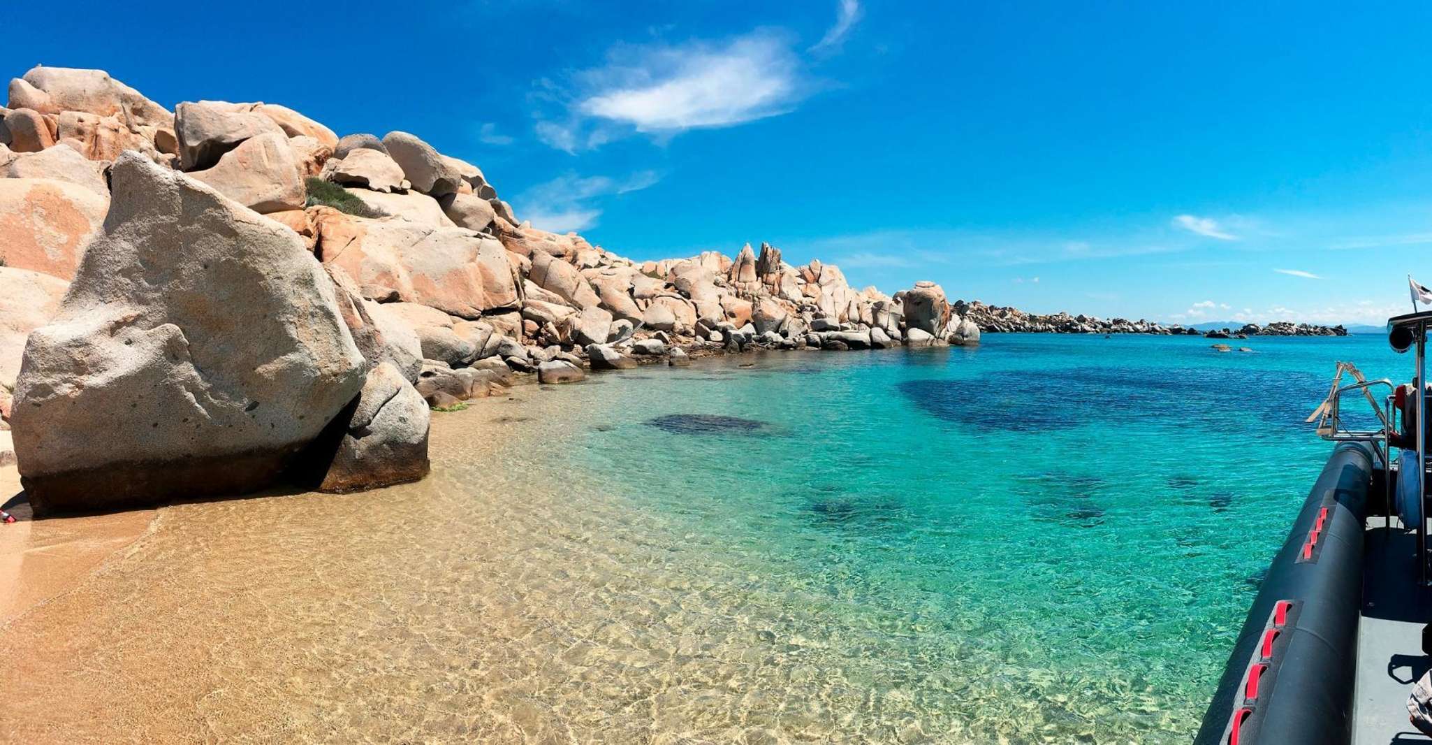 Voyage d'une journée à Ajaccio/Porticcio, Scandola et Calanches de Piana - Hizvo