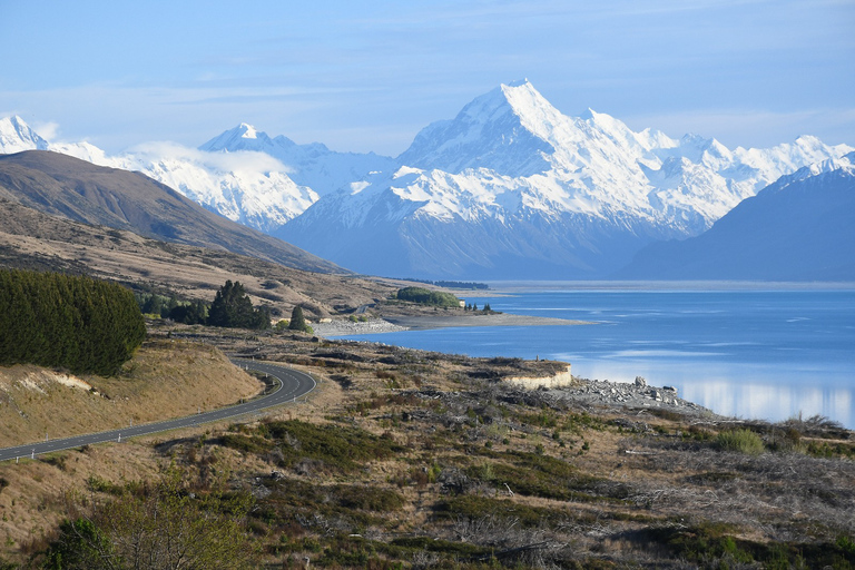 Z Christchurch: Mt Cook Day Tour via Lake Tekapo z lunchemZ Christchurch: Mt Cook Day Tour przez jezioro Tekapo z lunchem