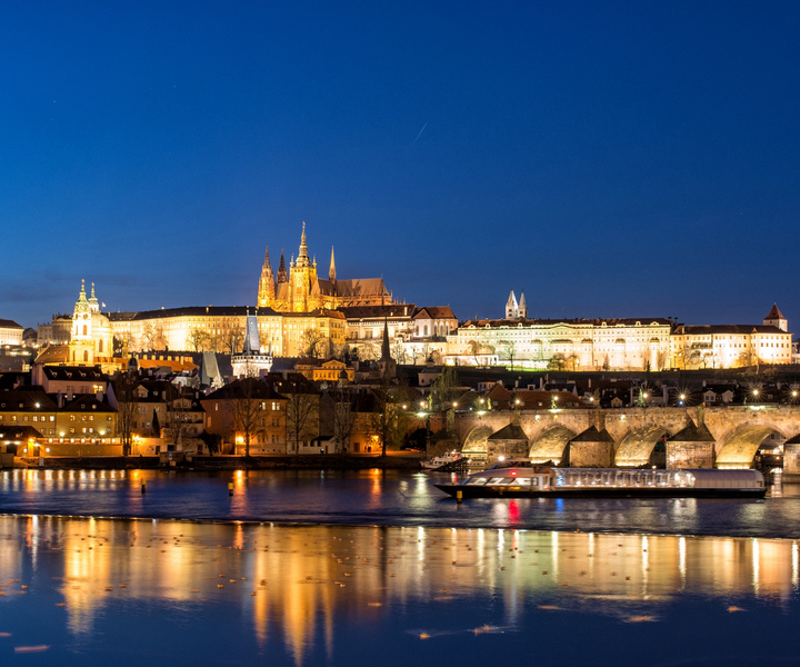 Prague: 50-Minute Sightseeing Evening Cruise