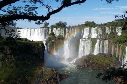 Buenos Aires: gita di un giorno alle cascate dell'Iguazú con volo e giro in barca
