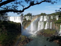 Buenos Aires, Iguazú Falls Voyage d'une journée en avion et en bateau - Hizvo
