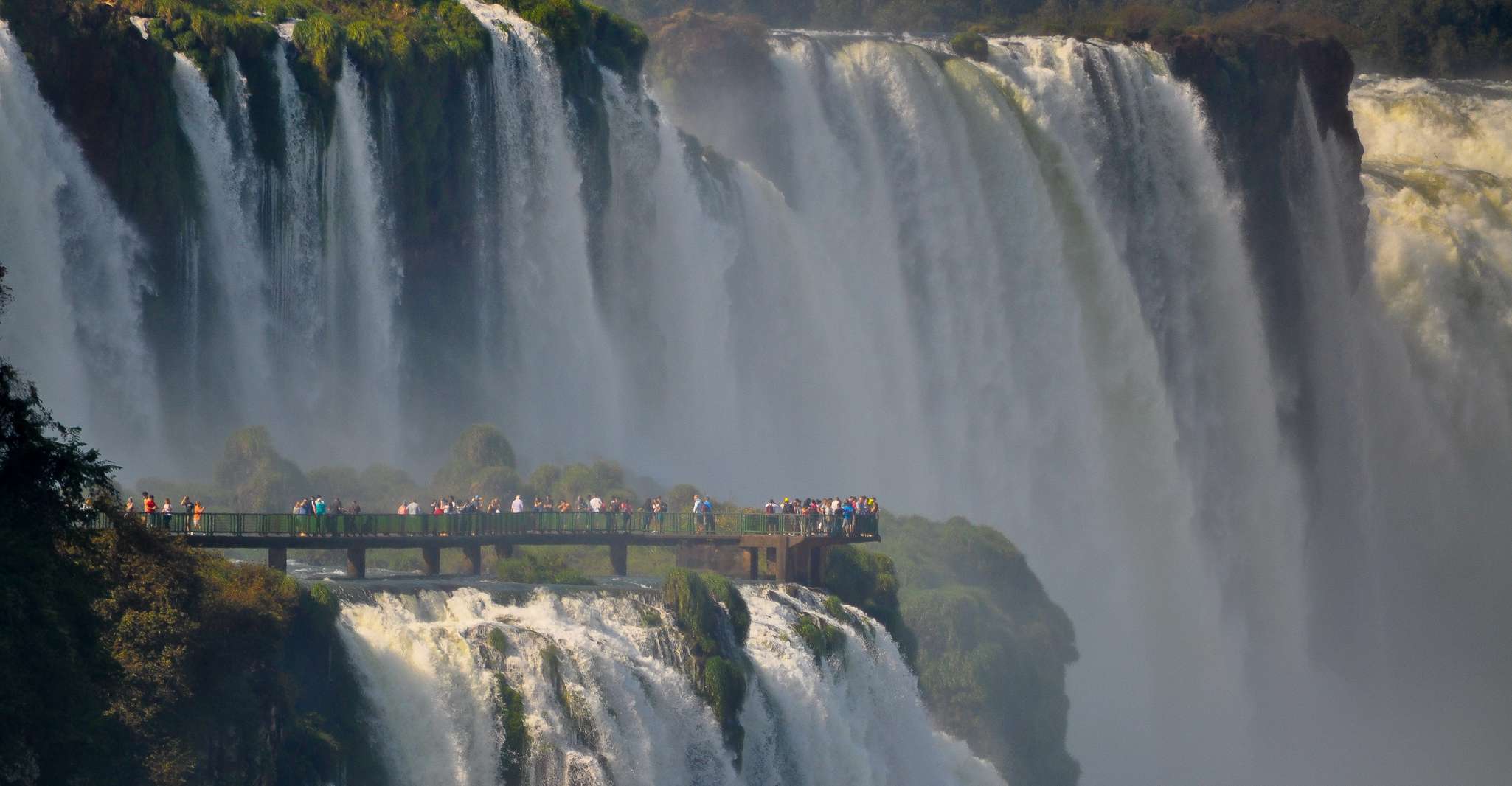 Buenos Aires, Iguazú Falls Tagesausflug mit Flight & Boat Ride - Hizvo