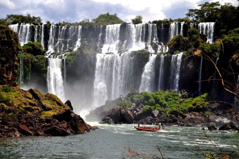 Tagestour zu den Iguazú-FällenTagestour zu den Iguazú-Fällen mit Flytickets