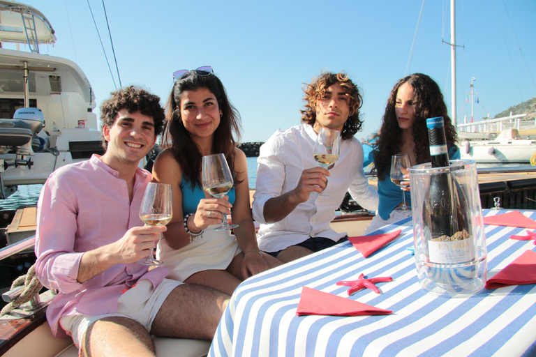 Capri: un giornata tra grotta azzurra e i faraglionivisita guiada privada por capri