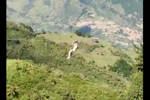 Medellin: Day Trip to Private Zipline and Waterfall Trek