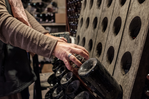 Degustação de Veuve Clicquot e tour privado divertido em Champagne