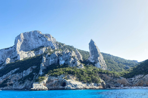 Arbatax: Baunei Coast Day Tour by Boat Arbatax: Boat tour day trip without lunch in Orosei Gulf