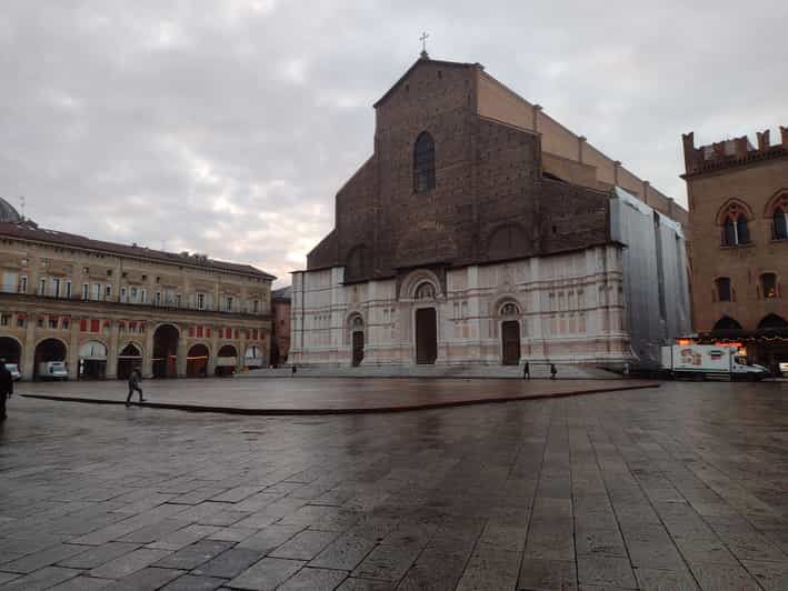 Bologna Ancient and Recent History SelfGuided Audio Tour GetYourGuide