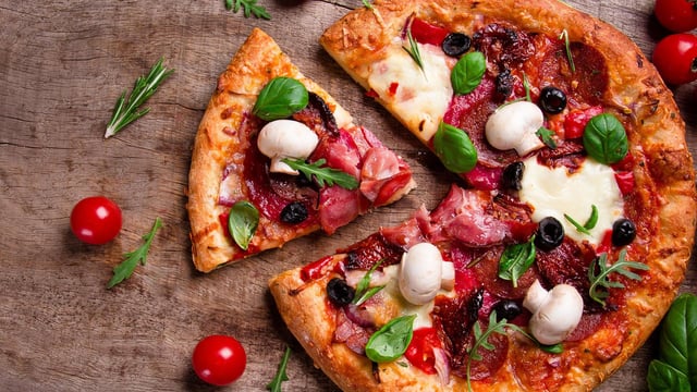 Amsterdam: crociera di lusso privata con pizza e bevande