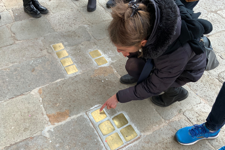 Veneza: Passeio a pé pelo gueto judeu e opção de passeio pela sinagogaExcursão a pé para grupos pequenos do gueto em inglês