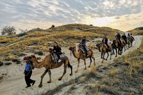 Cappadocia: Camel Safari e ATV Quad Bike Trip con Pickup