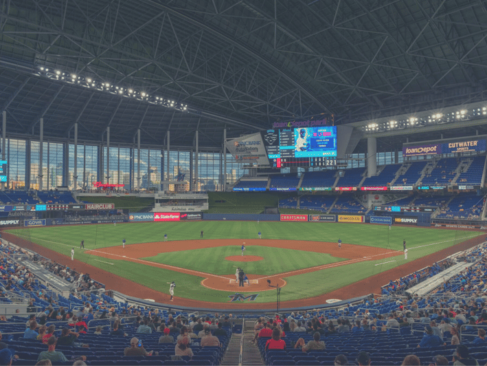 Miami: Miami Marlins Baseball Game Ticket at loandepot Park