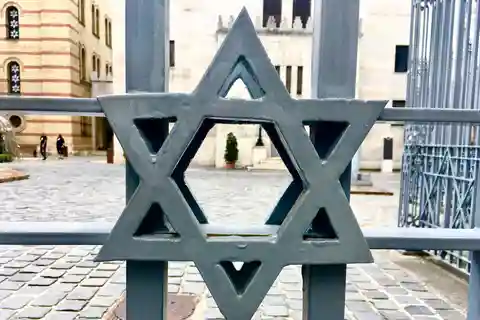 Budapeste: Excursão a pé particular sobre o património judaico